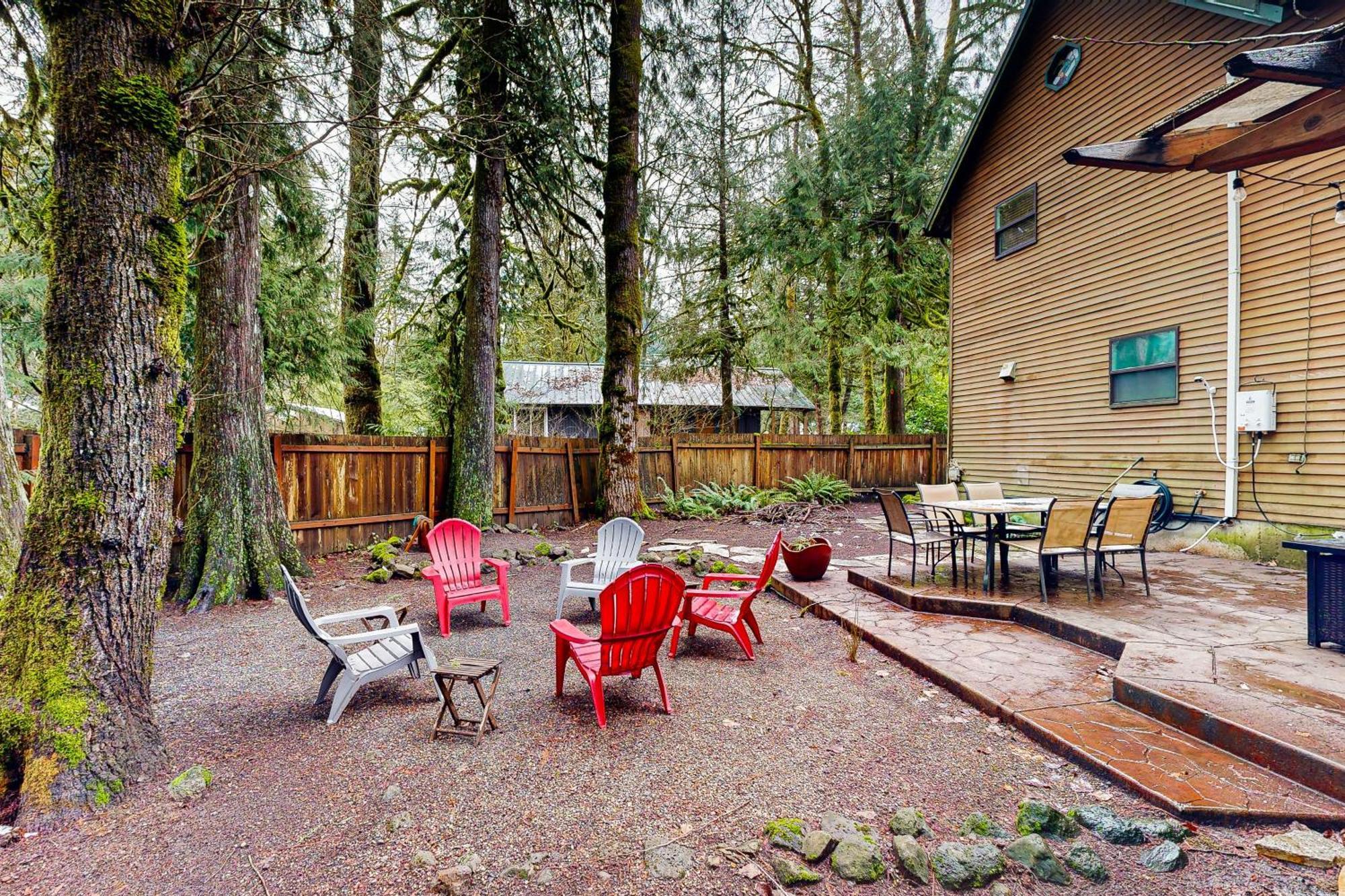 Welches Marshall'S Cabin In Rhododendron מראה חיצוני תמונה